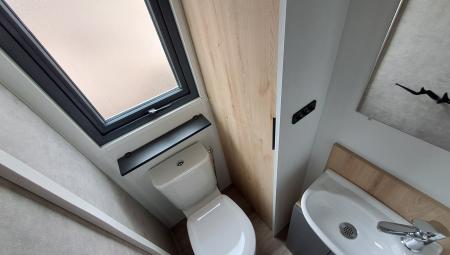 Gästetoilette mit Handwaschbecken im Rapidhome Bahiana